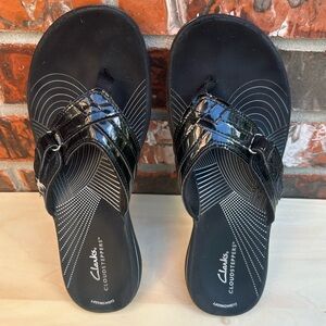 Clark’s Women’s Black Cloudstepper Sandals (Size 9)